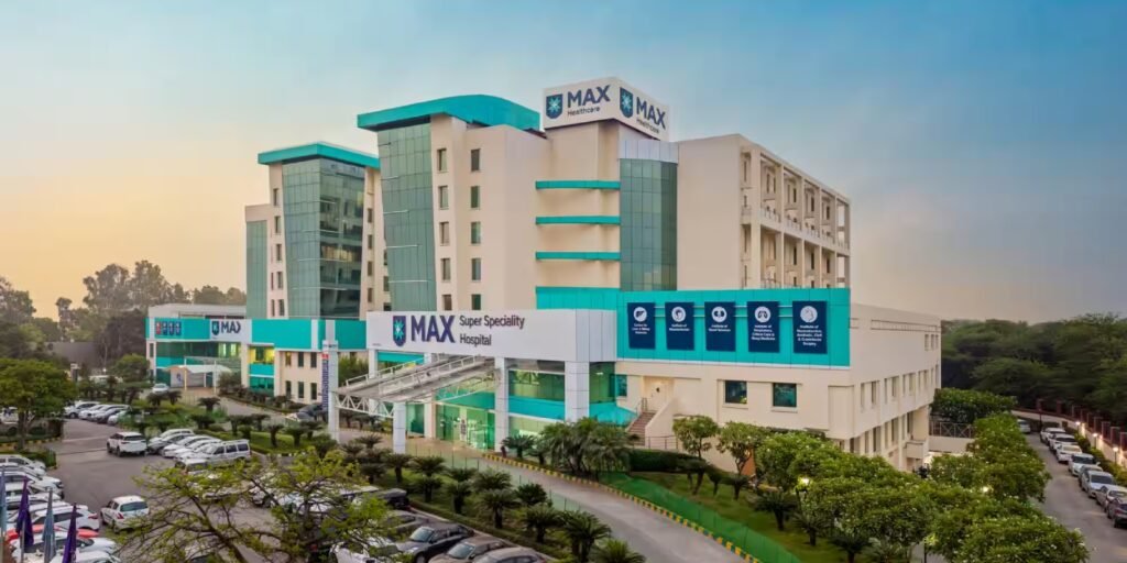 Max Super Speciality Hospital Reviews